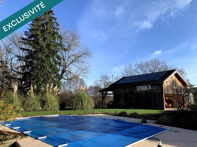 Maison - 289 m² - 9 pièces