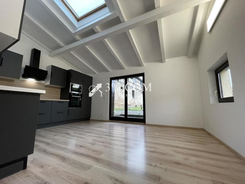 Maison - 101 m² - 5 pièces