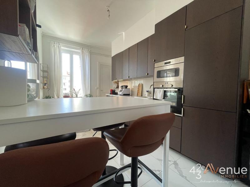 Appartement - 132 m² - 5 pièces