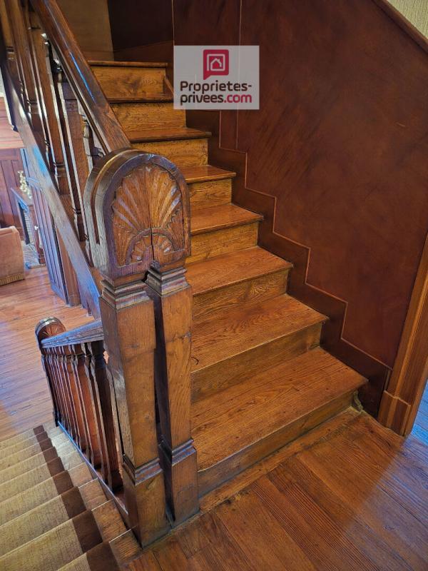 Maison - 179 m² - 8 pièces