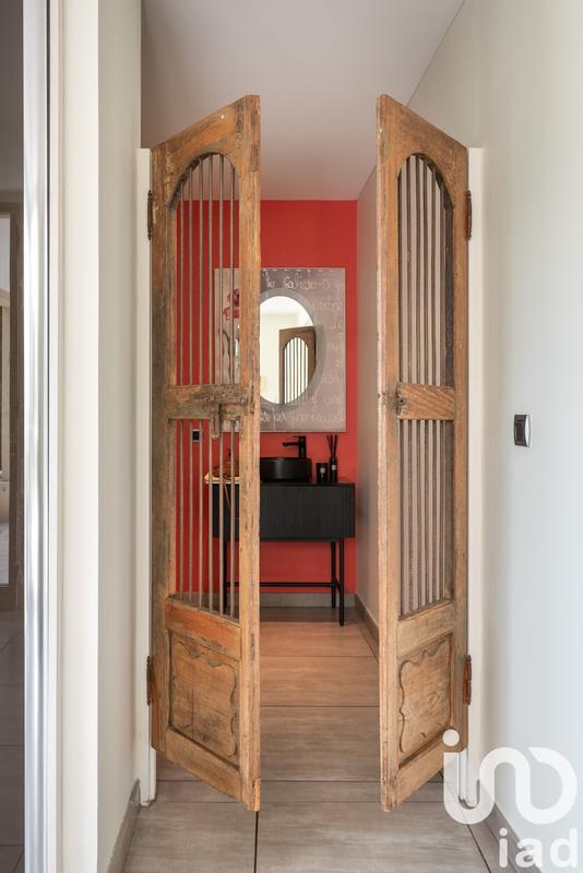 Maison de maîtres - 200 m² - 8 pièces