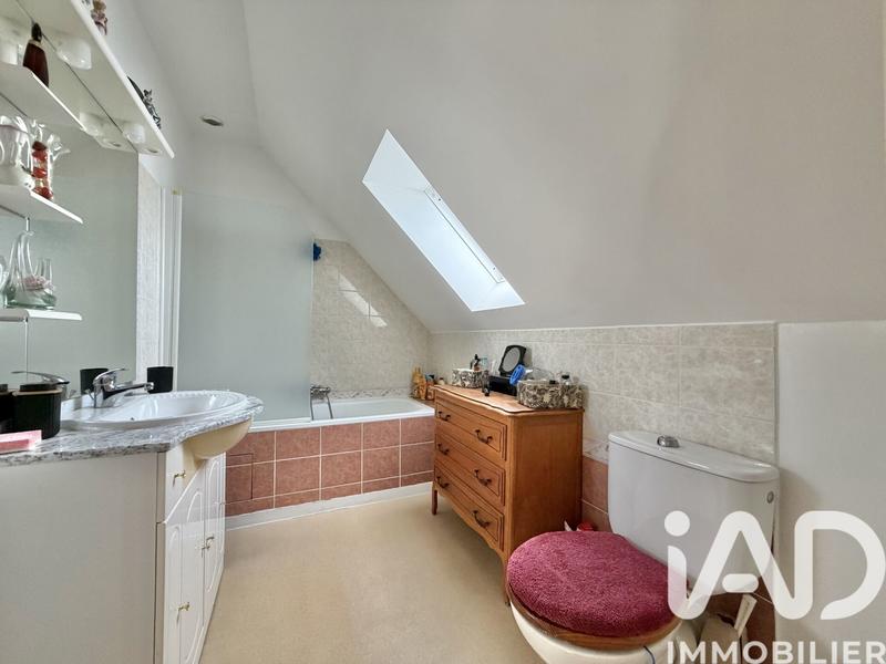 Maison - 92 m² - 5 pièces