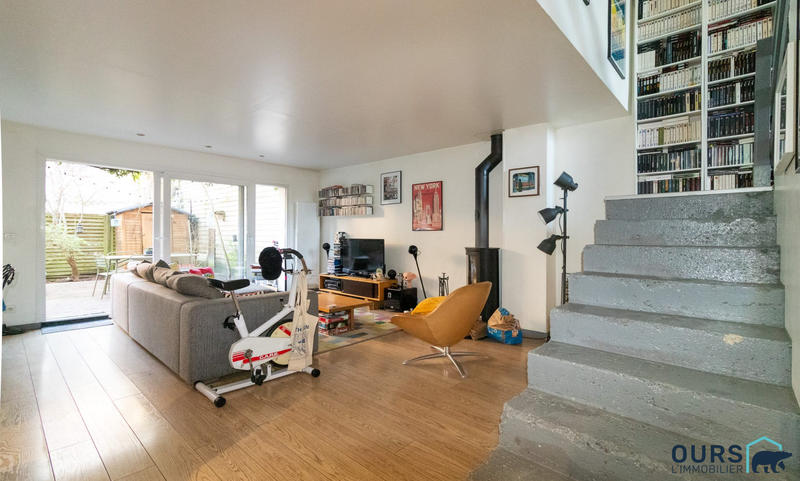 Maison - 92 m² - 5 pièces