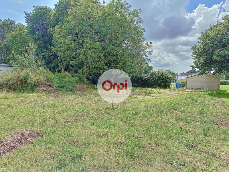 Terrain constructible - 697 m²