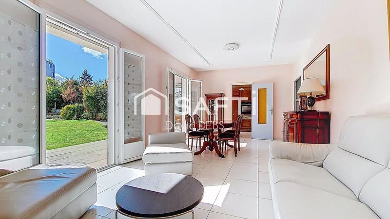 Maison - 106 m² - 6 pièces