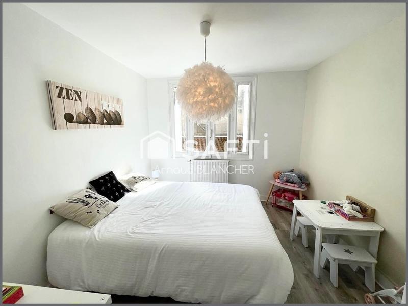 Maison - 104 m² - 6 pièces