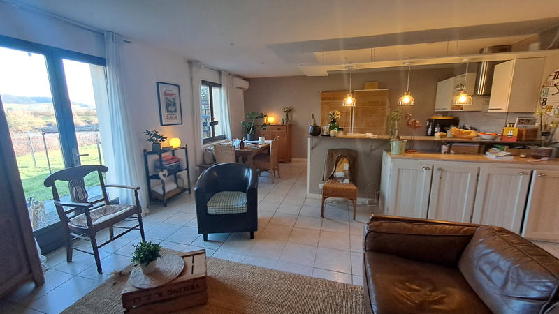 Maison - 90 m² - 4 pièces