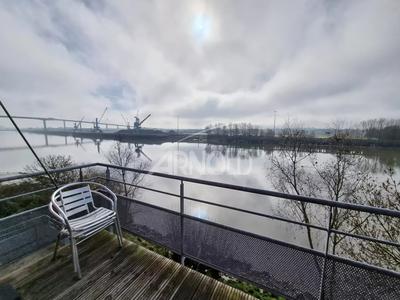 Bureau - 150 m² - 6 pièces