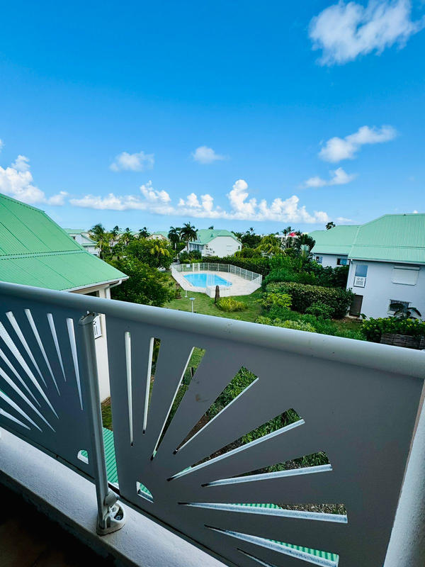 Appartement - 99 m² - 4 pièces