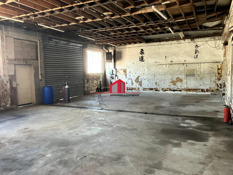 Local d'activités - 177 m² - 3 pièces