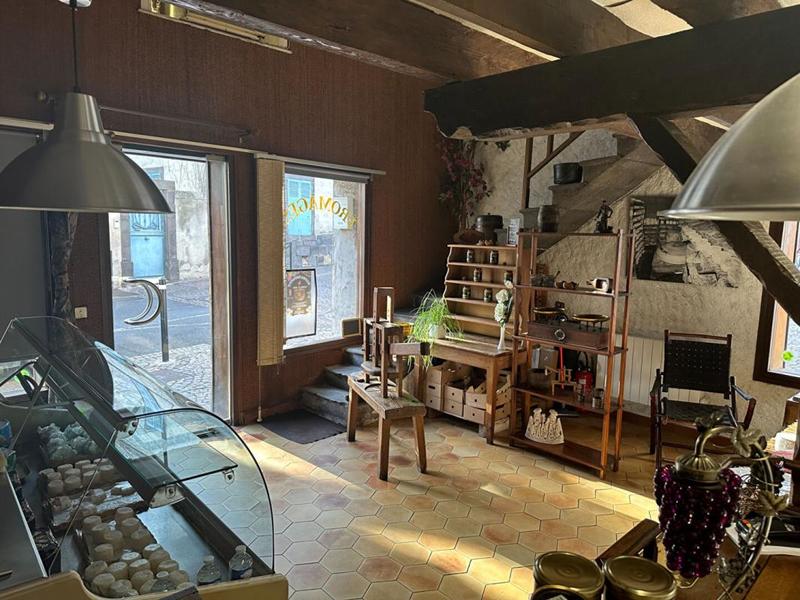 Fonds de commerce - Local commercial - 47 m²