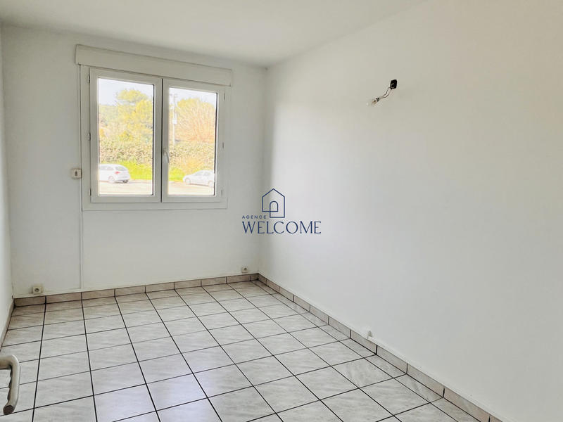 Appartement - 60 m² - 4 pièces