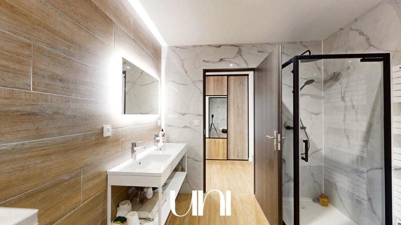 Maison - 147 m² - 6 pièces