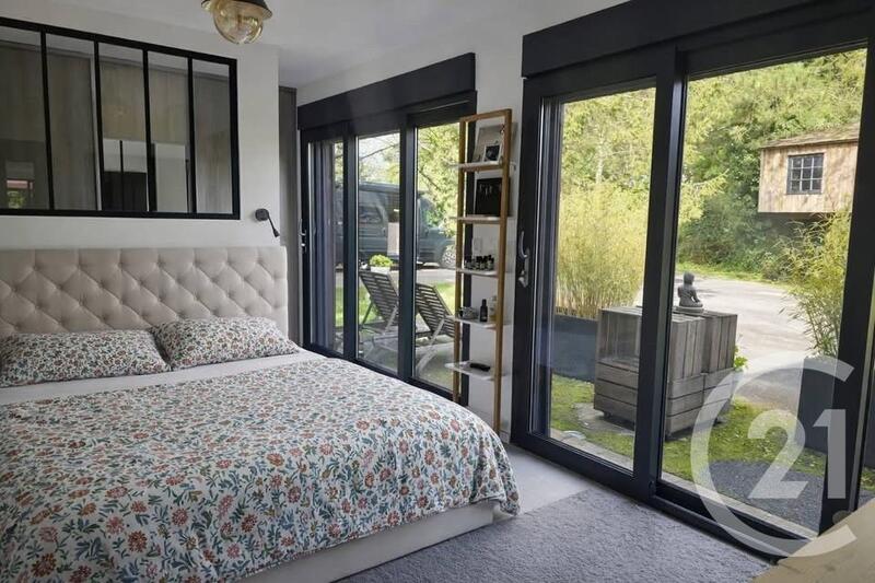 Villa - 176 m² - 7 pièces