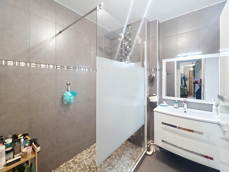 Appartement - 83 m² - 4 pièces