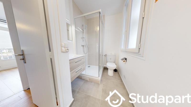 Chambre - 9 m² - 1 pièce