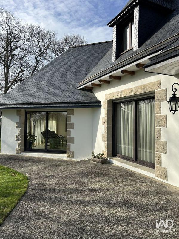 Maison - 195 m² - 5 pièces