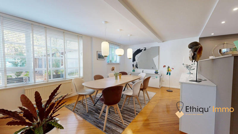 Maison - 171 m² - 5 pièces