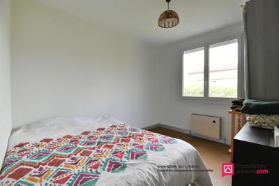 Maison - 83 m² - 5 pièces