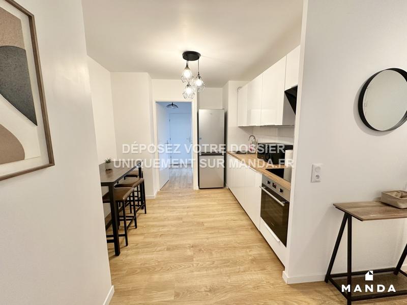 Chambre - 12 m² - 4 pièces