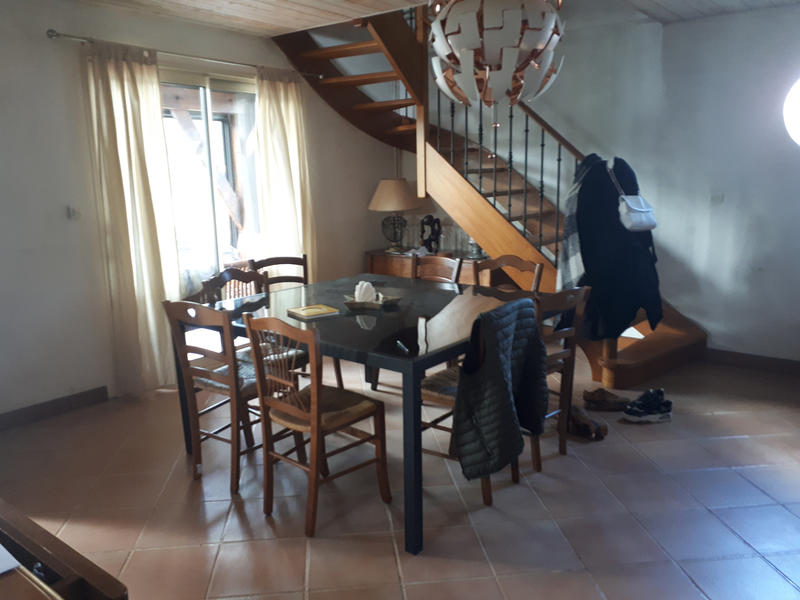 Maison - 176 m² - 8 pièces