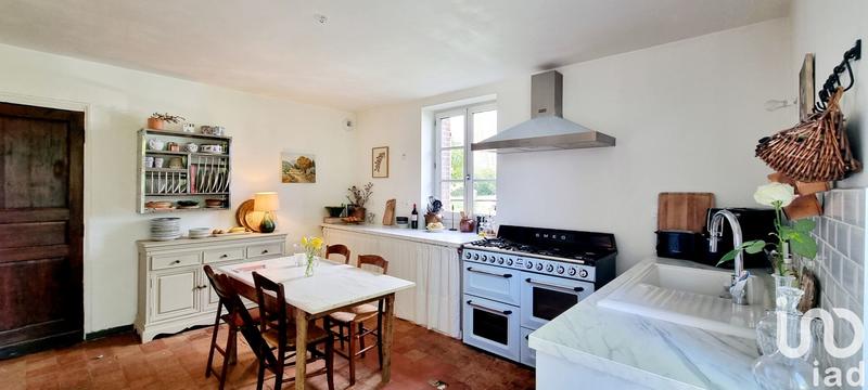 Maison - 264 m² - 8 pièces