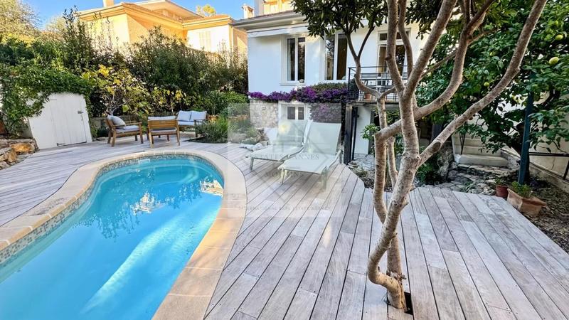 Maison de ville - 125 m² - 4 pièces