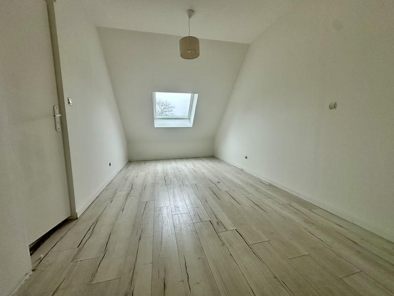 Maison - 121 m² - 5 pièces