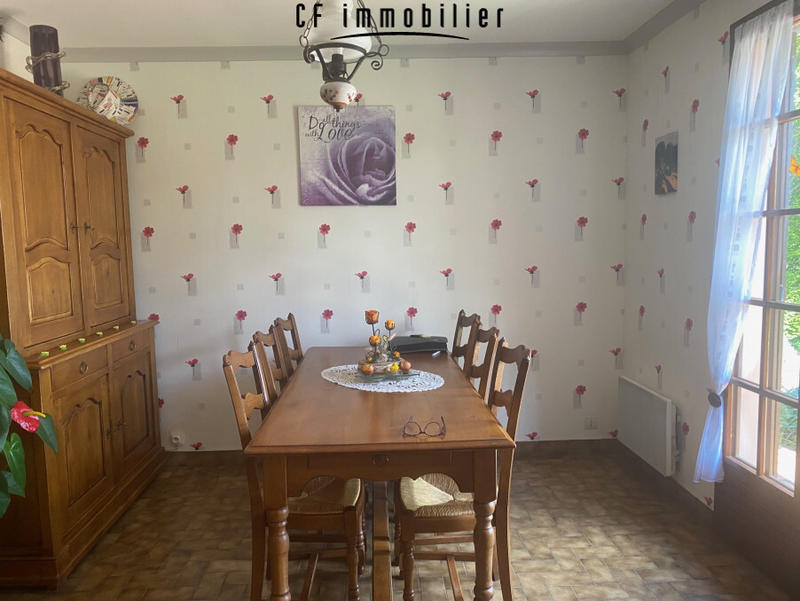 Maison - 95 m² - 4 pièces