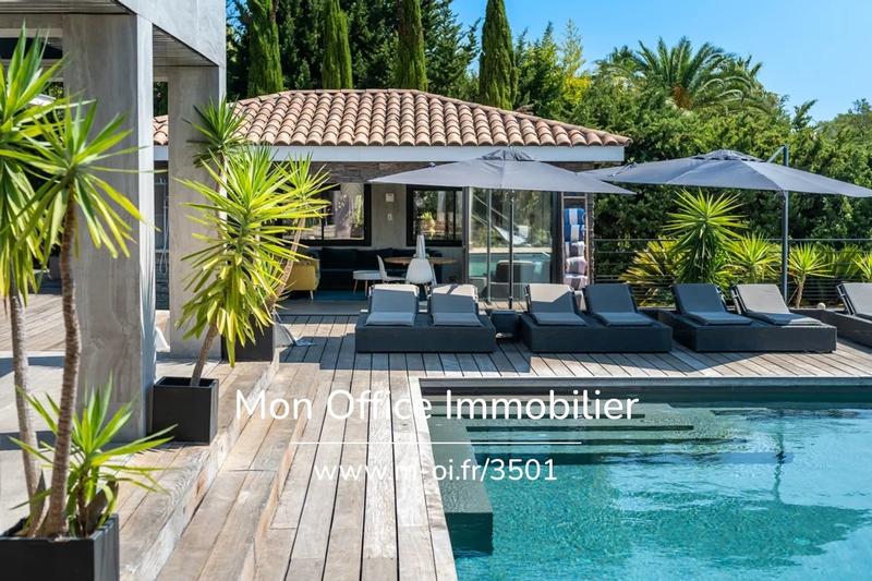 Villa - 465 m² - 12 pièces