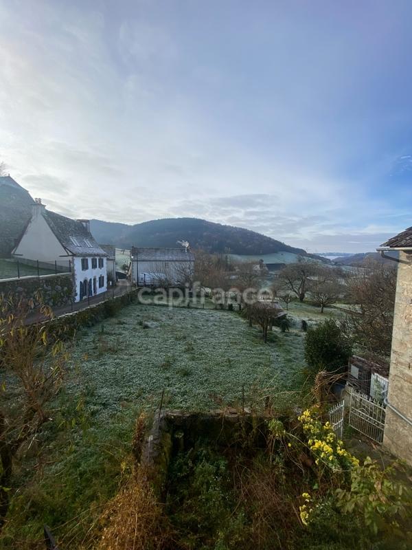 Maison - 211 m² - 7 pièces