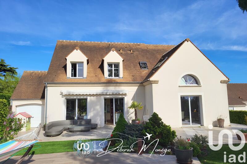 Maison - 195 m² - 8 pièces