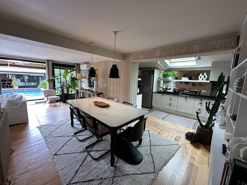 Maison - 150 m² - 7 pièces