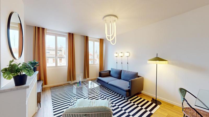 Appartement - 122 m² - 6 pièces