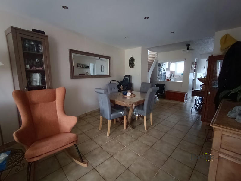 Maison - 94 m² - 4 pièces