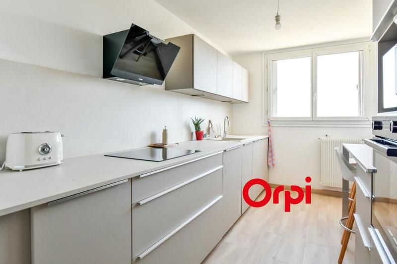 Appartement - 75 m² - 4 pièces