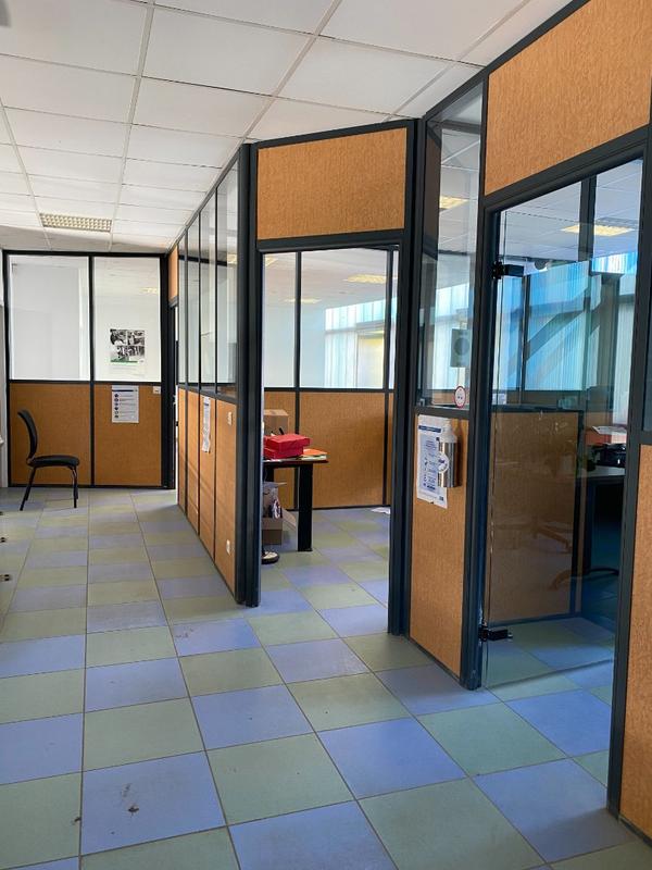 Local commercial - 580 m² - 14 pièces