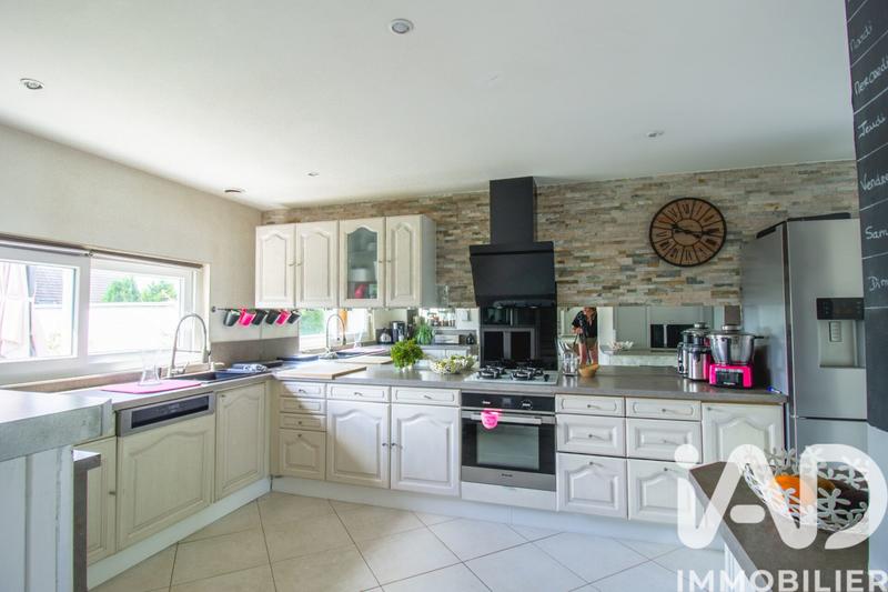 Maison - 158 m² - 7 pièces