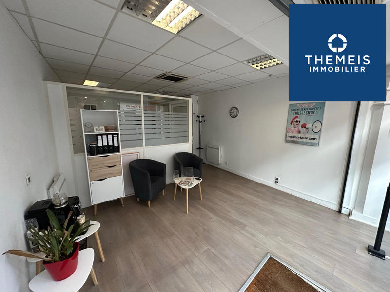Local commercial - 79 m² - 3 pièces