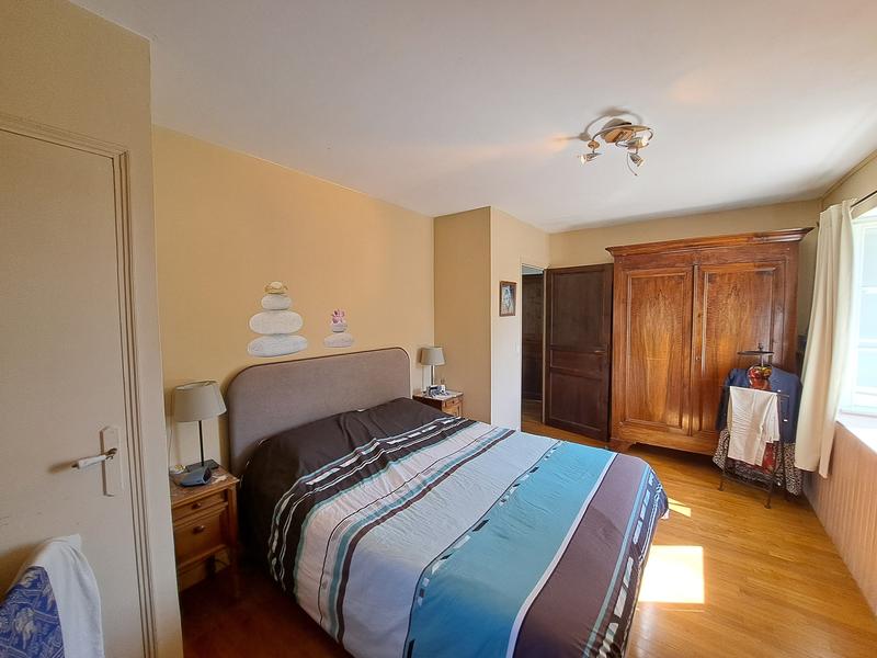 Maison - 207 m² - 6 pièces