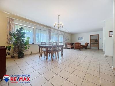 Maison - 181 m² - 4 pièces