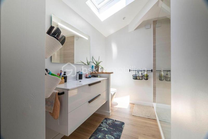 Maison - 162 m² - 5 pièces