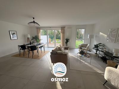 Maison - 110 m² - 4 pièces