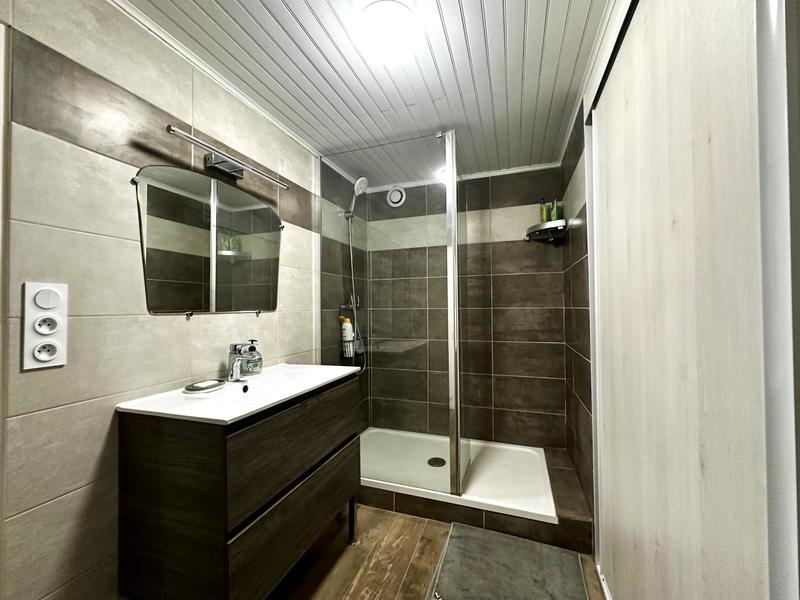 Villa - 260 m² - 9 pièces