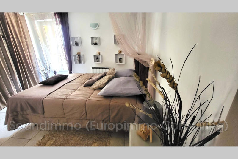 Maison de village - 90 m² - 5 pièces