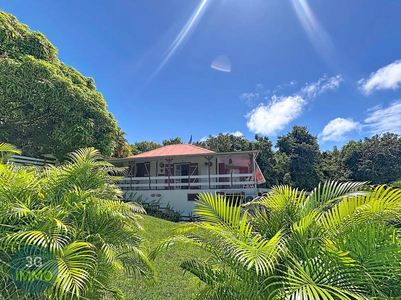 Maison - 92 m² - 4 pièces