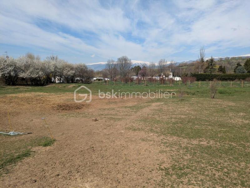 Terrain - 2 558 m²
