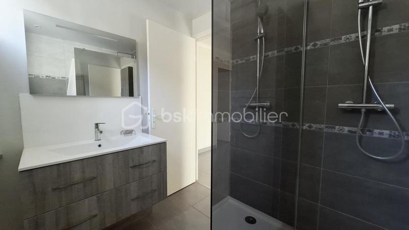 Maison - 192 m² - 9 pièces