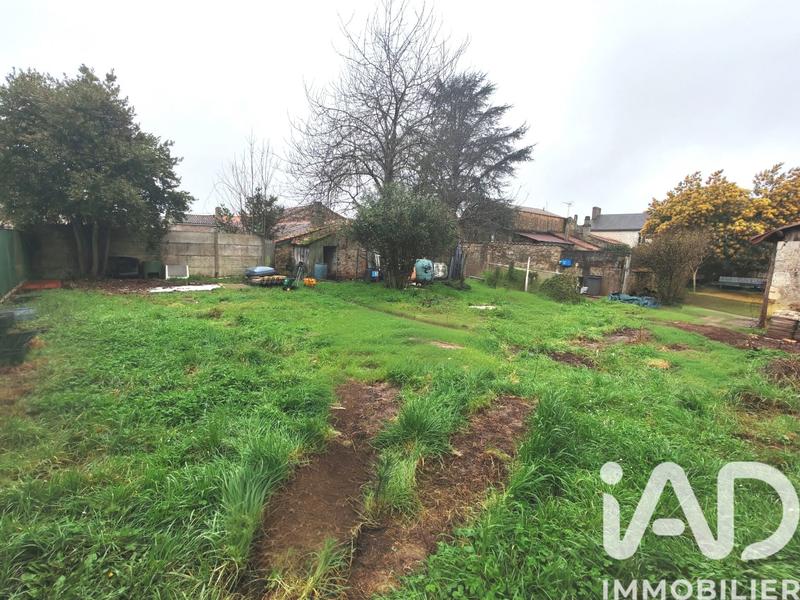 Maison - 175 m² - 10 pièces