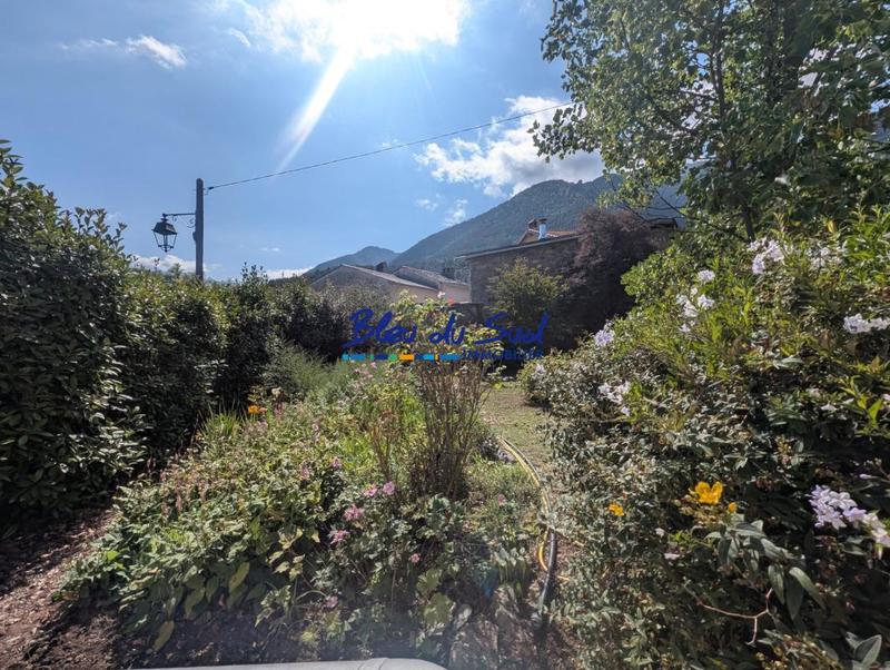 Maison traditionnelle - 81 m² - 4 pièces